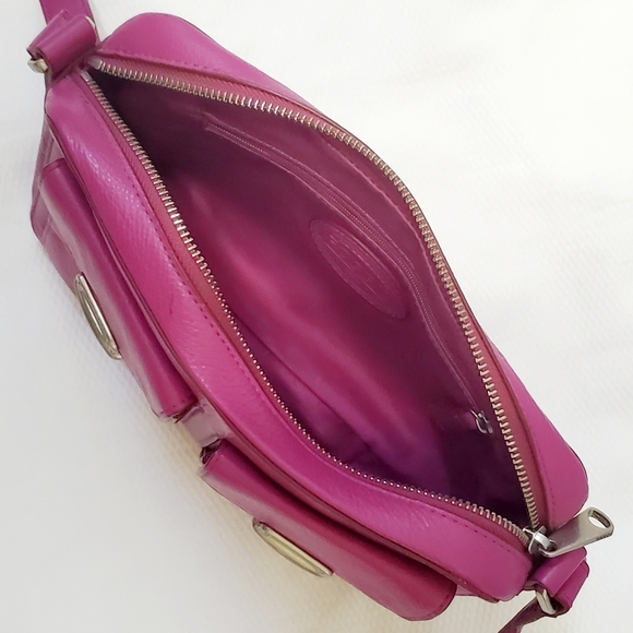 Fossil Riley Fuchsia Leather Crossbody Bag - Picture 9 of 13